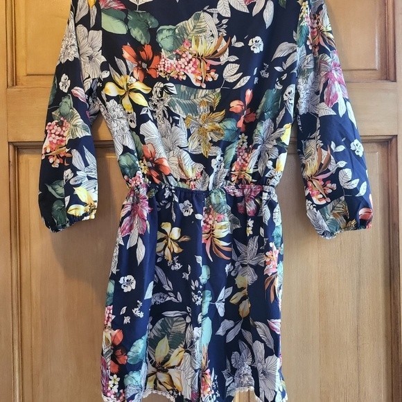 Love Tree Blue Floral Romper - Picture 6 of 6